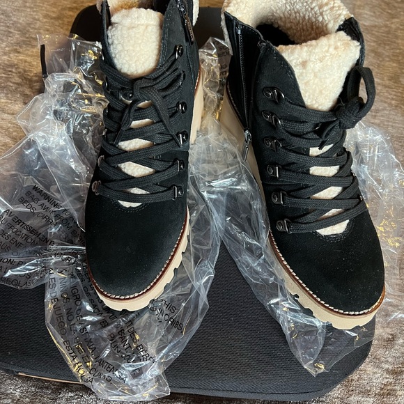 Blondo Waterproof bootie Haven size 7, dark brown - Picture 2 of 5